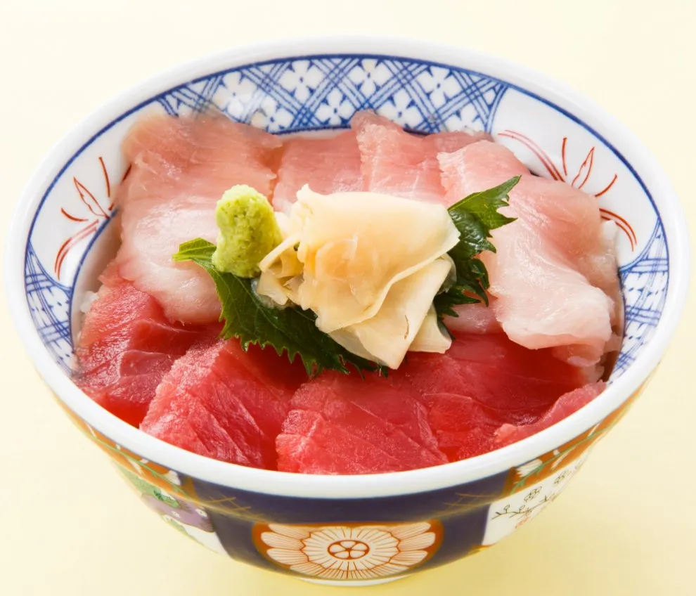 磯丸水産マグロ丼